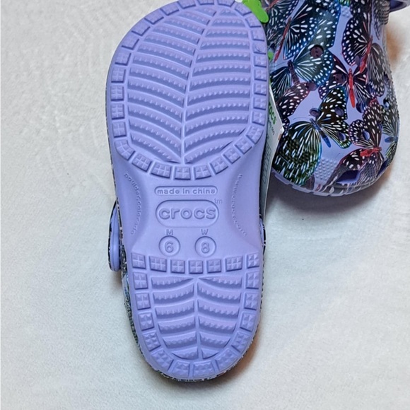 Crocs Classic Butterfly Clog - Women's Size 8 /Men's size 6 - Picture 7 of 8
